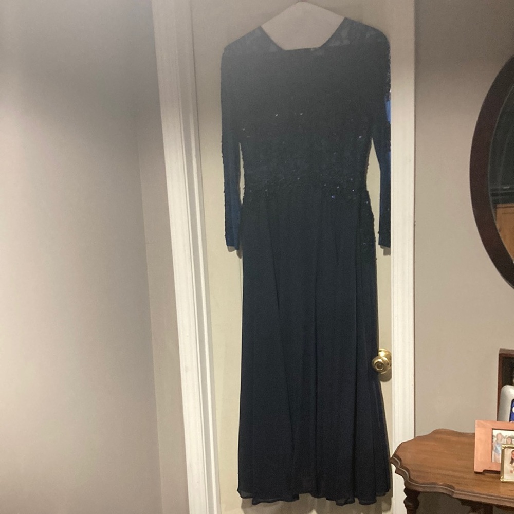 Elegant Navy Blue Maxi Dress